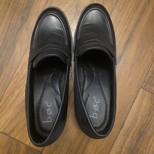 BOC Black Leather Loafer Heel Shoes Size 7